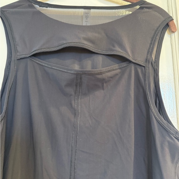 LULULEMON SCULPT Tank in Black size 12 NWOT - Picture 4 of 6